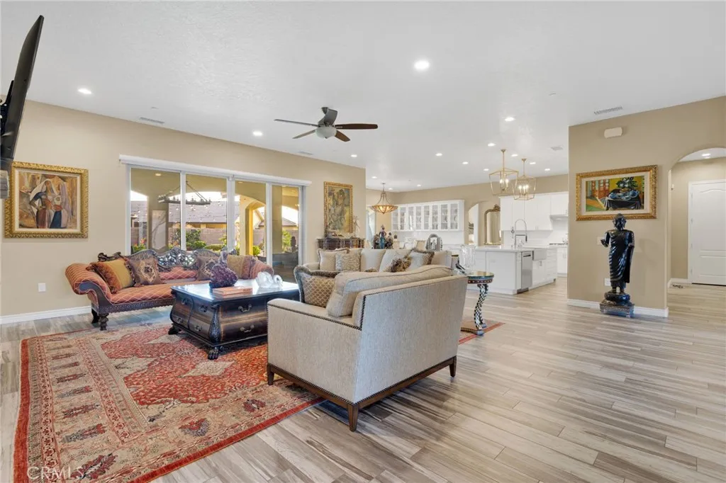 19135 Monterey, Apple Valley, California 92308 home-pic-15